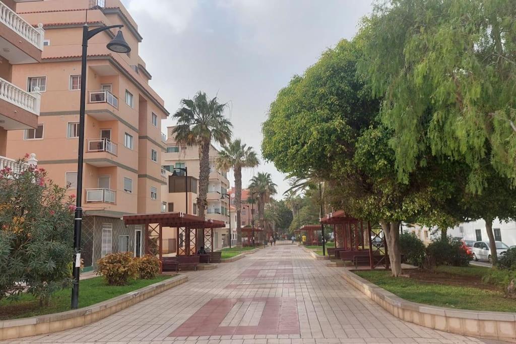 Seaside Apartment With Balcony Las Galletas Esterno foto